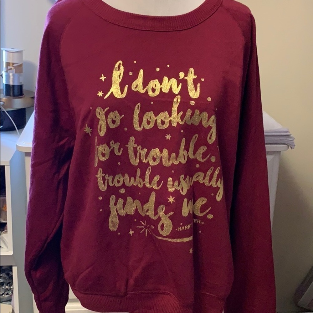 Harry Potter crewneck sweatshirt, burgundy, cozy